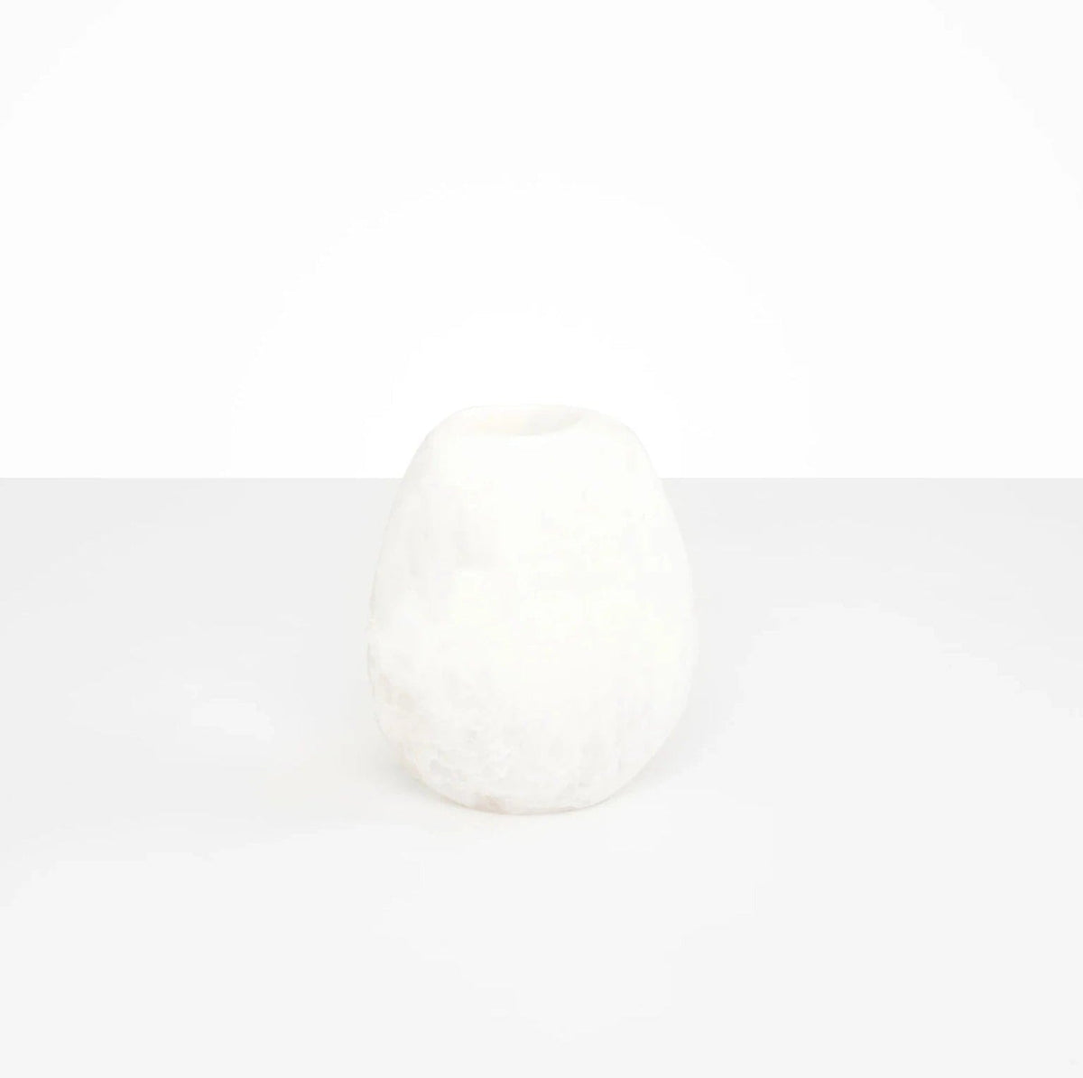 Resin Round Skipping Stone Vase - White Clear