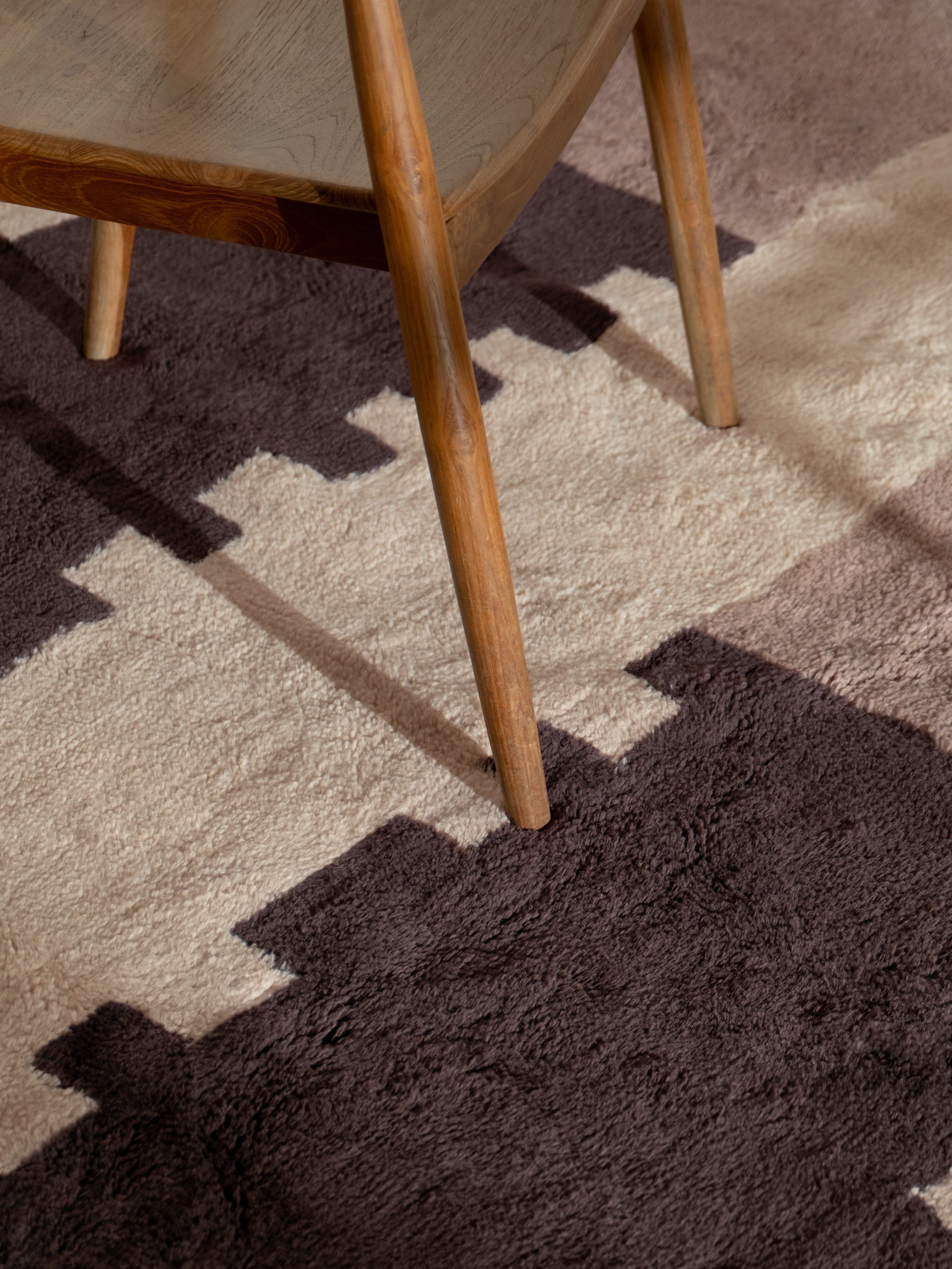 Quoin Brown Washable Wool Fine Cut Pile Rug