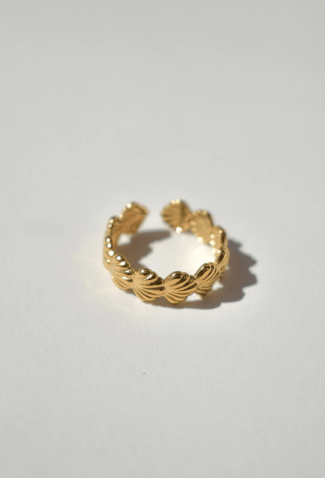Amelia Ring