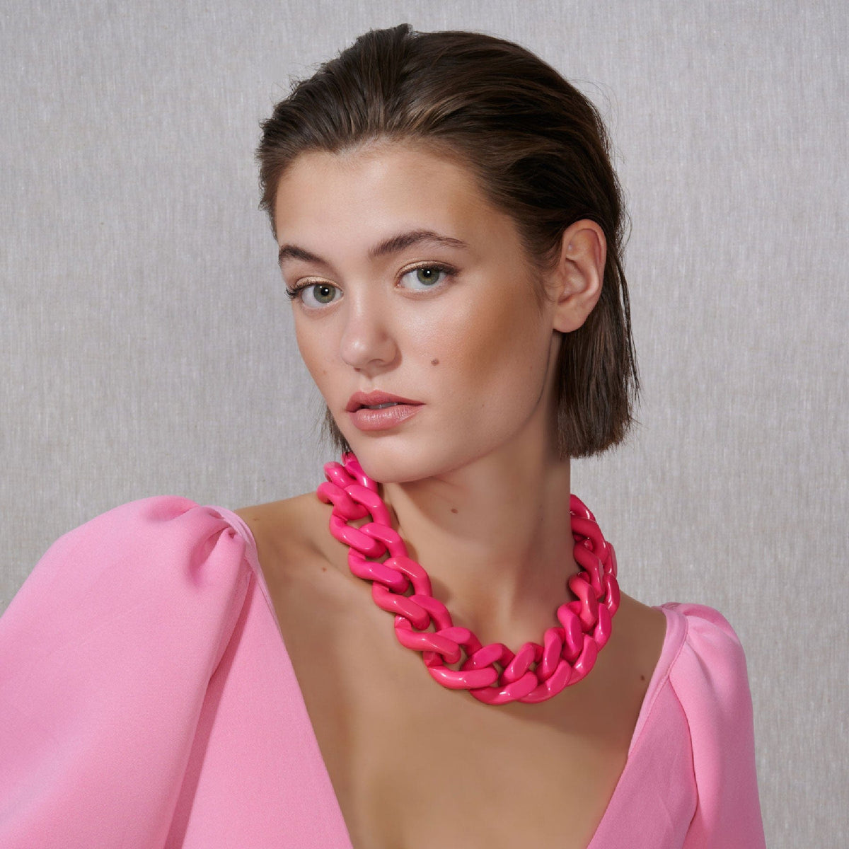 Big Flat Chain Necklace - Pink