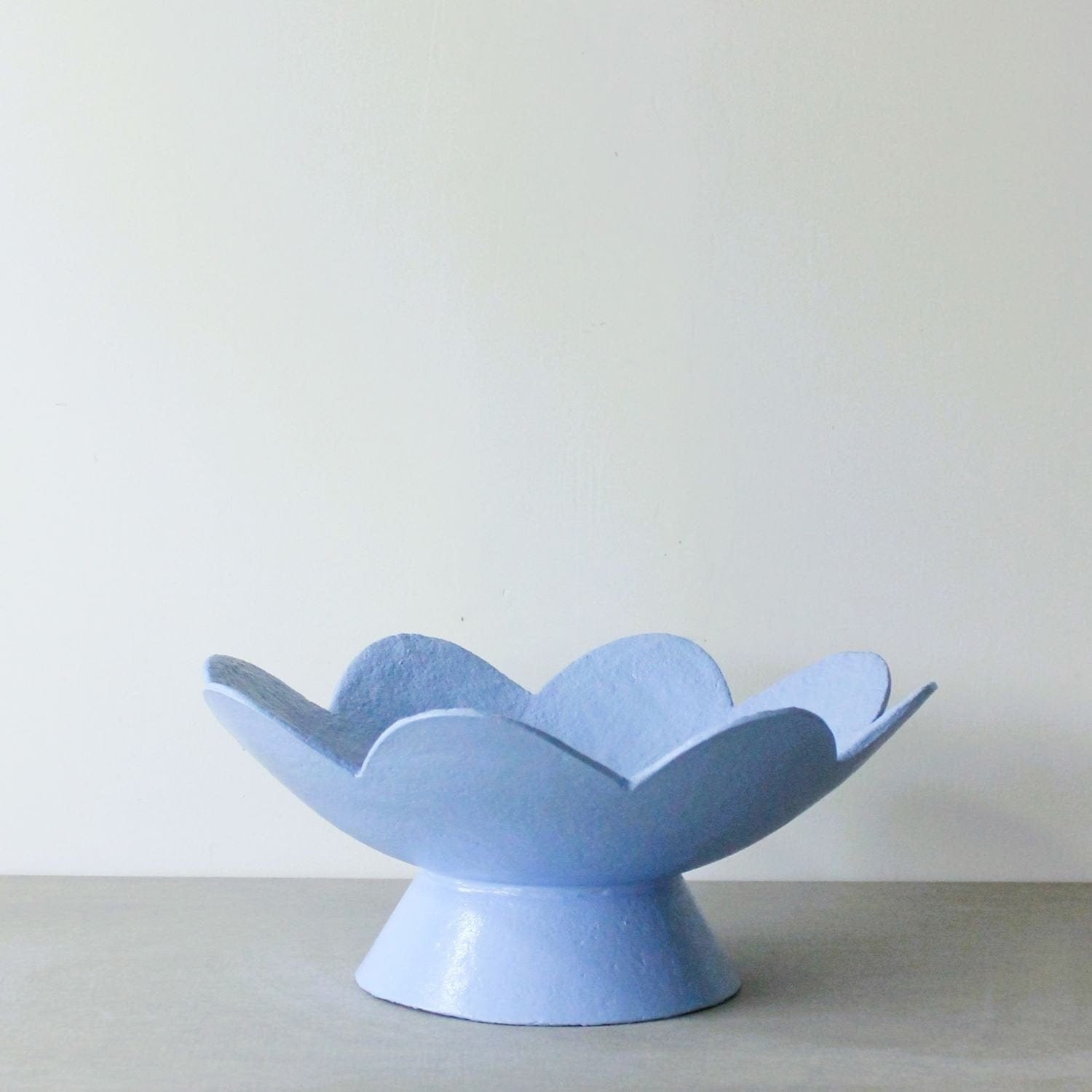 Scalloped Pedestal Bowl - Cornflower Blue