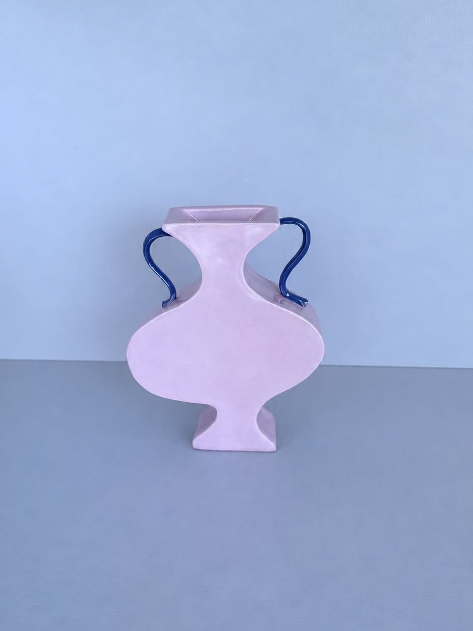 Femme Vessel - Lilac With Dark Blue Handles