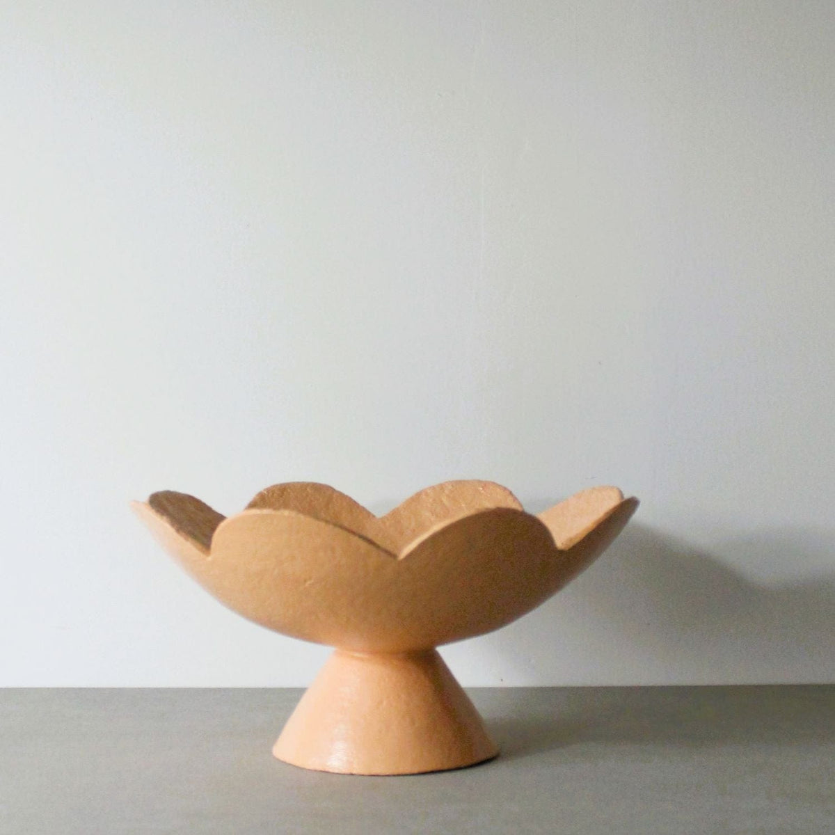 Scalloped Pedestal Bowl - Apricot