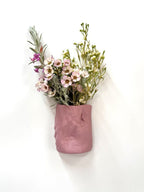 Short Crush Wall Vase 'Matt Pink'