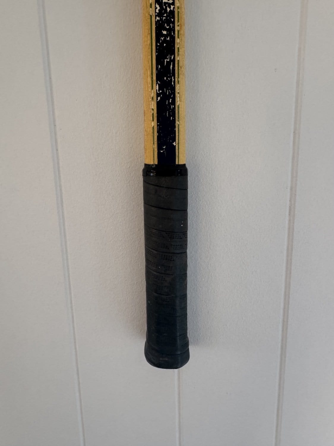 Vintage Tennis Racquet With Woven Heart - Dark Navy
