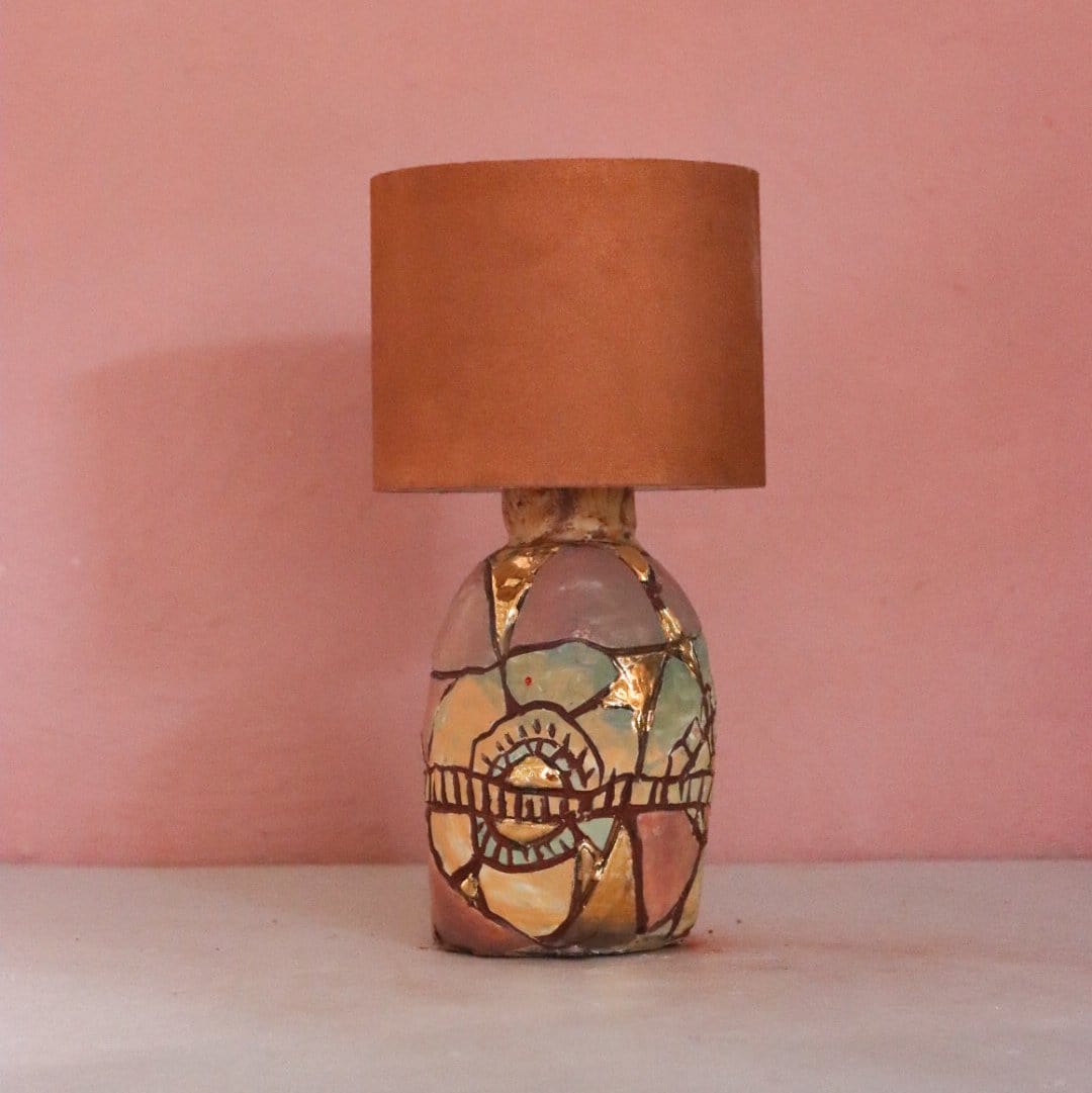 Lamp With Shade (19 x 36 cms)