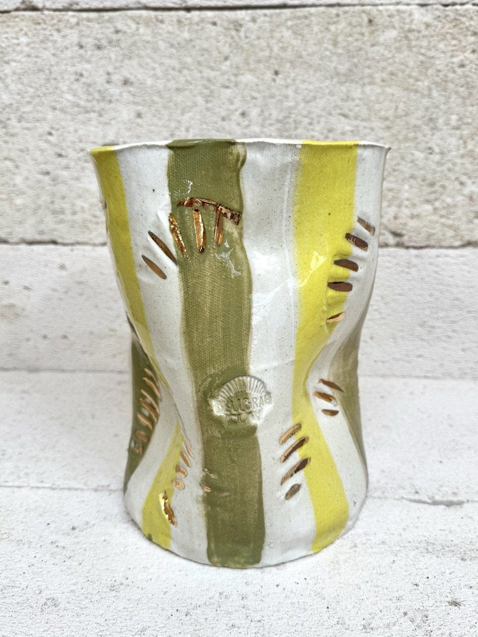 Mid Crush Vase - 'Gold Pistachio Apple Stripe'