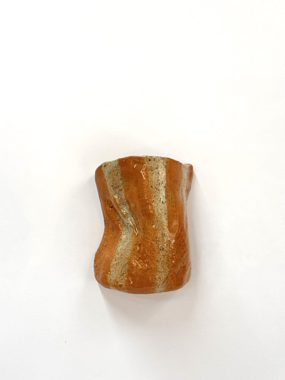 Short Crush Wall Vase 'Copper Stripe'