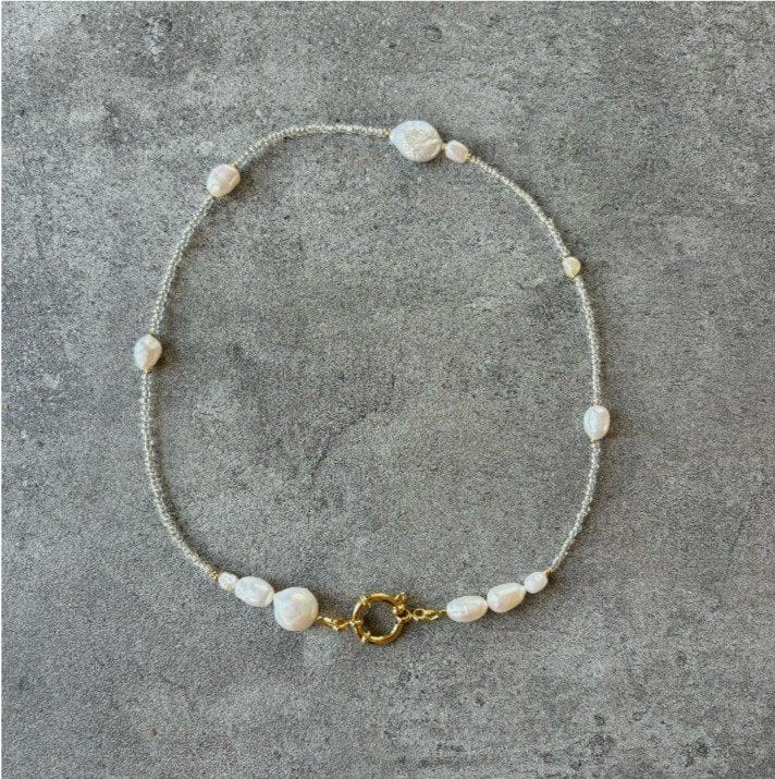 12. Lily & May Necklace