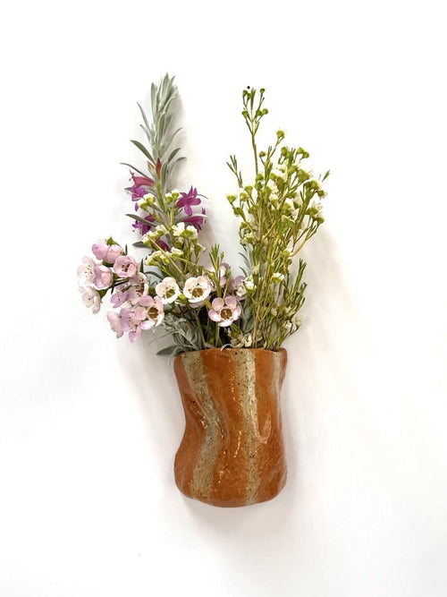 Short Crush Wall Vase 'Copper Stripe'