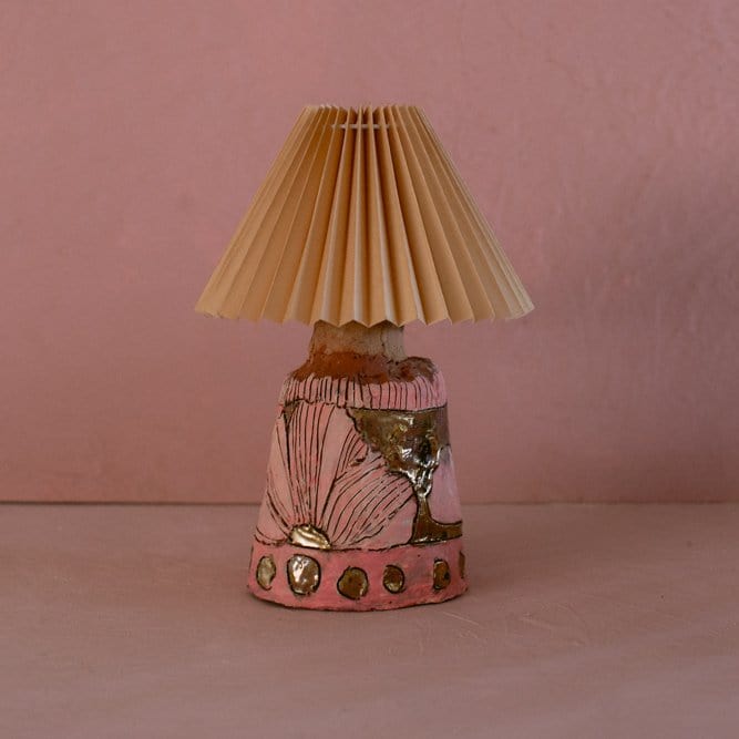 Lamp With Shade (24 X 36 Cm)