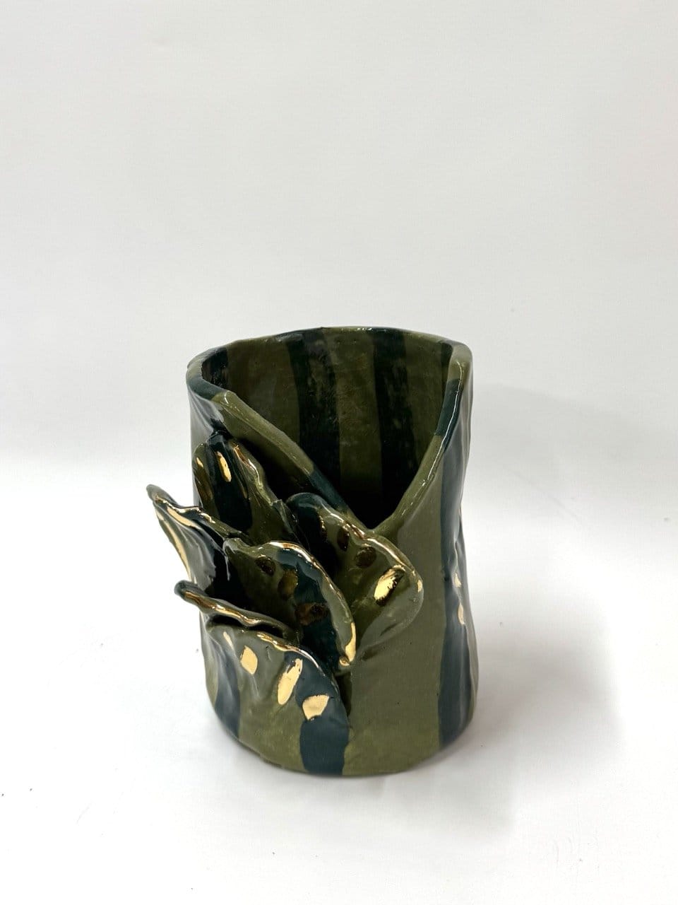 Short Crush Sculptural Vase ' Forest Oriental Gold'