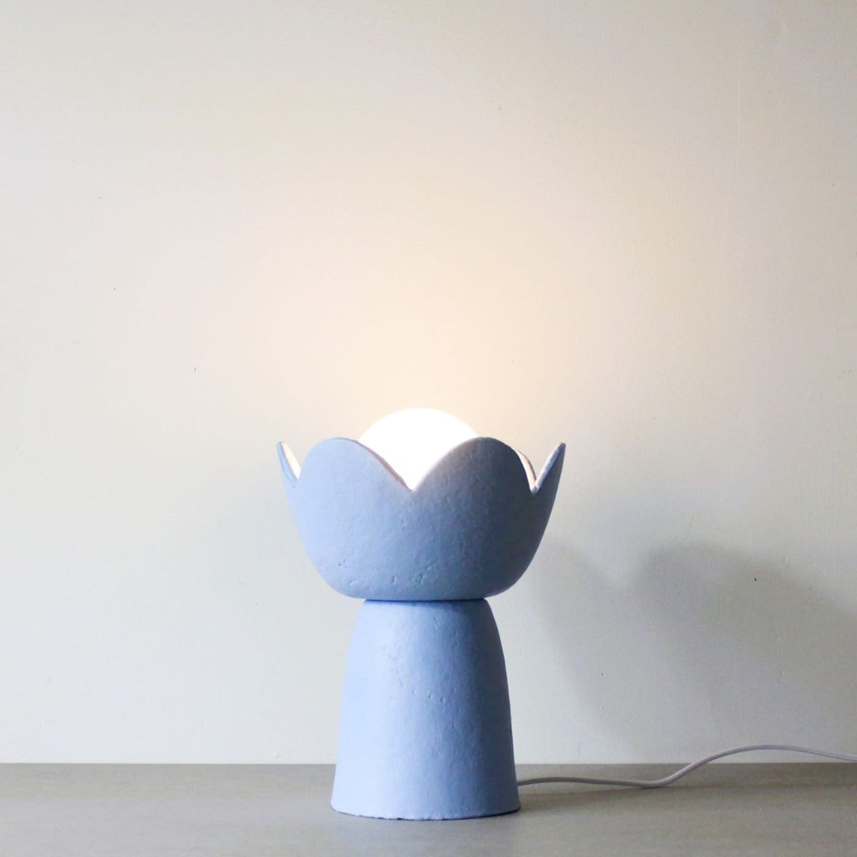 Lotus Table Lamp - Cornflower Blue