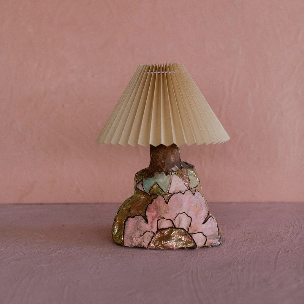 Lamp With Shade (24 X 36 cm)