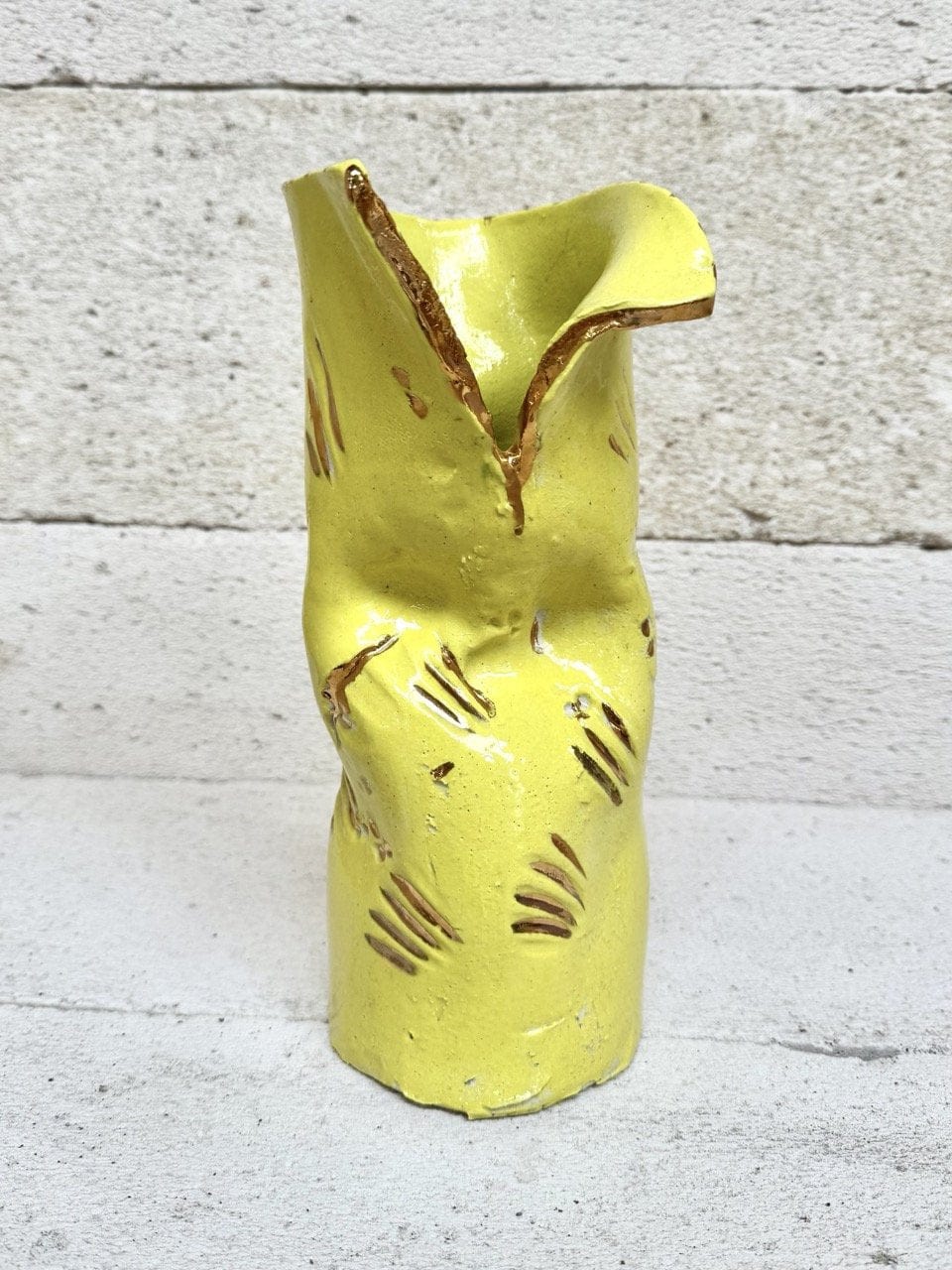 Skinny Crush Vase - 'Gold Pistachio'