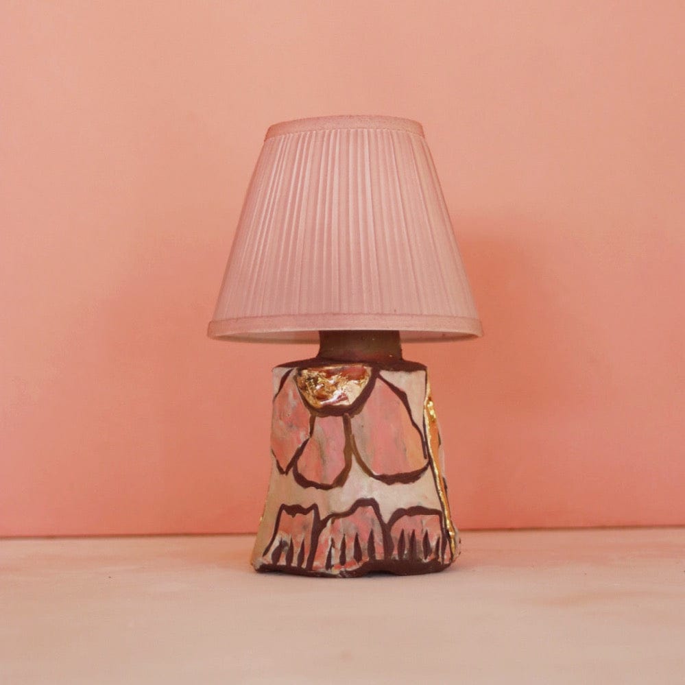 Lamp With Shade (19 X 30 Cms)