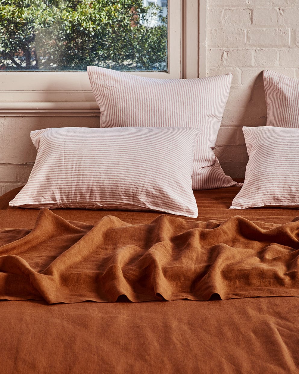 Pink Stripes – Linen Euro Pillowcase Set