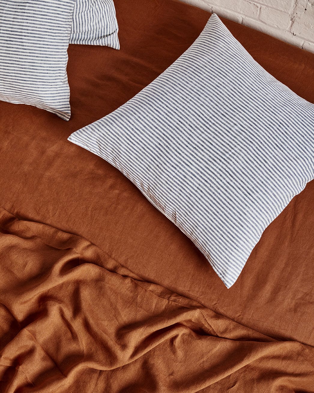 Marine Stripes – Linen Euro Pillowcase Set