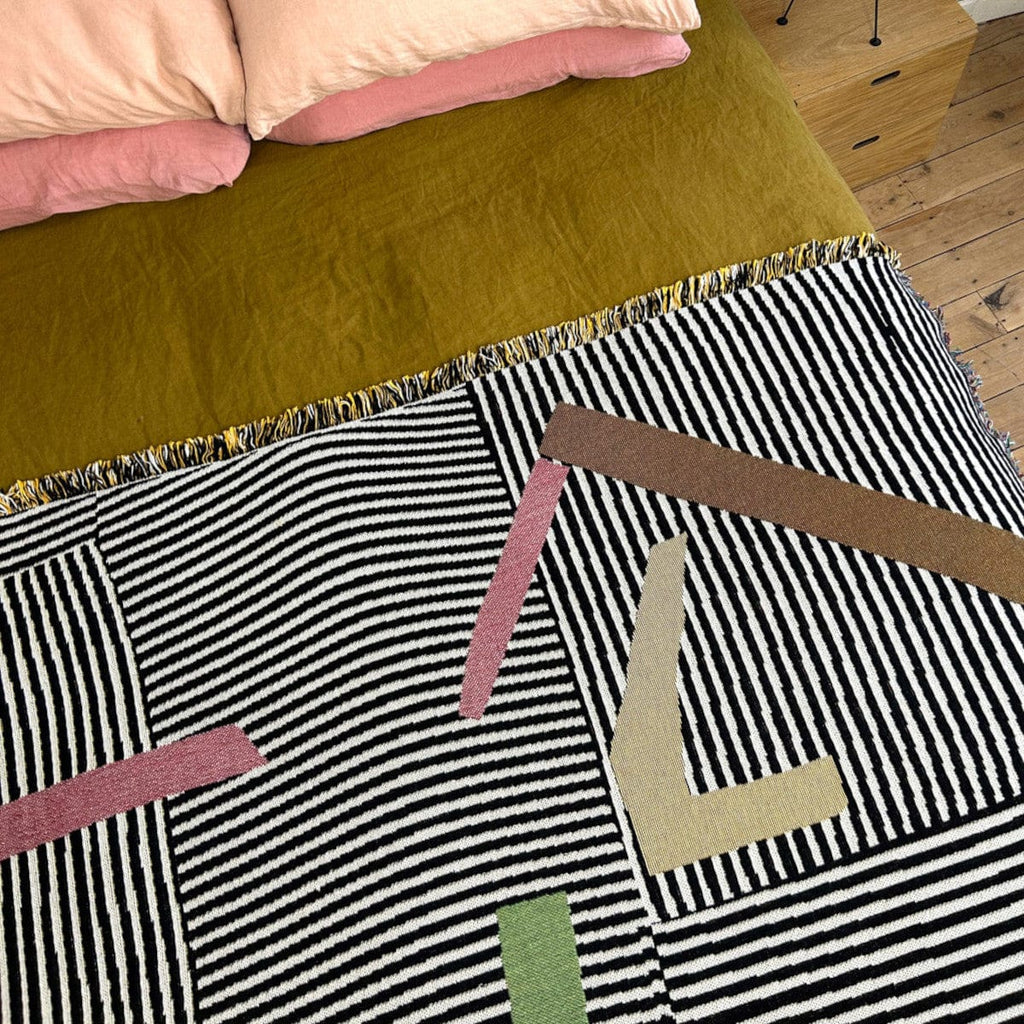 Knox Throw