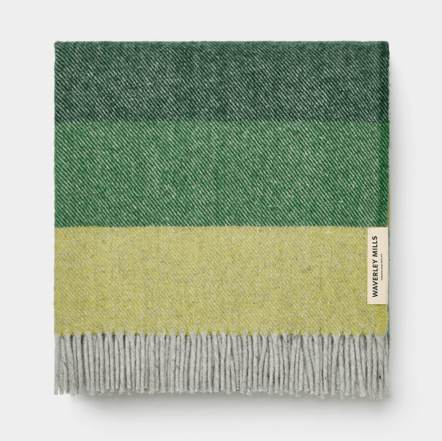 Breezy Throw In Moss