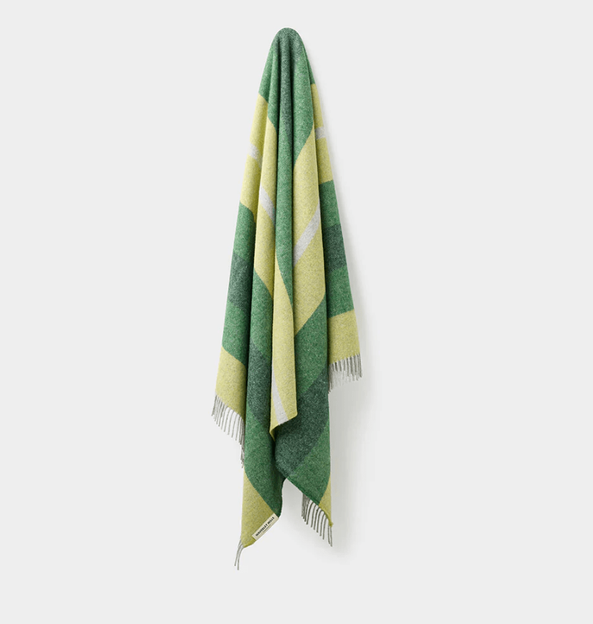 Breezy Throw In Moss