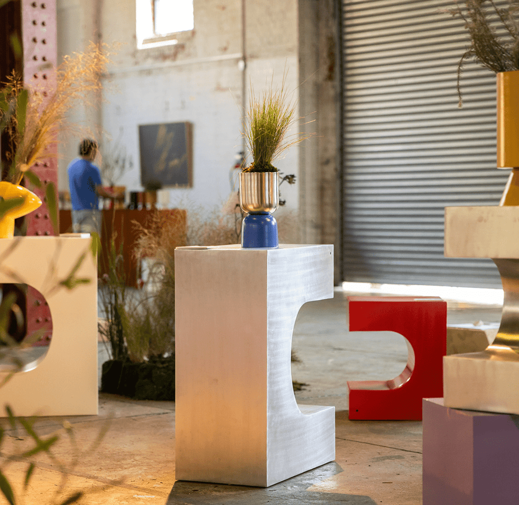 Tone Planter Nickel and Blue