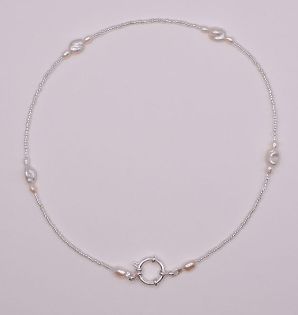 81. Lily & May Necklace