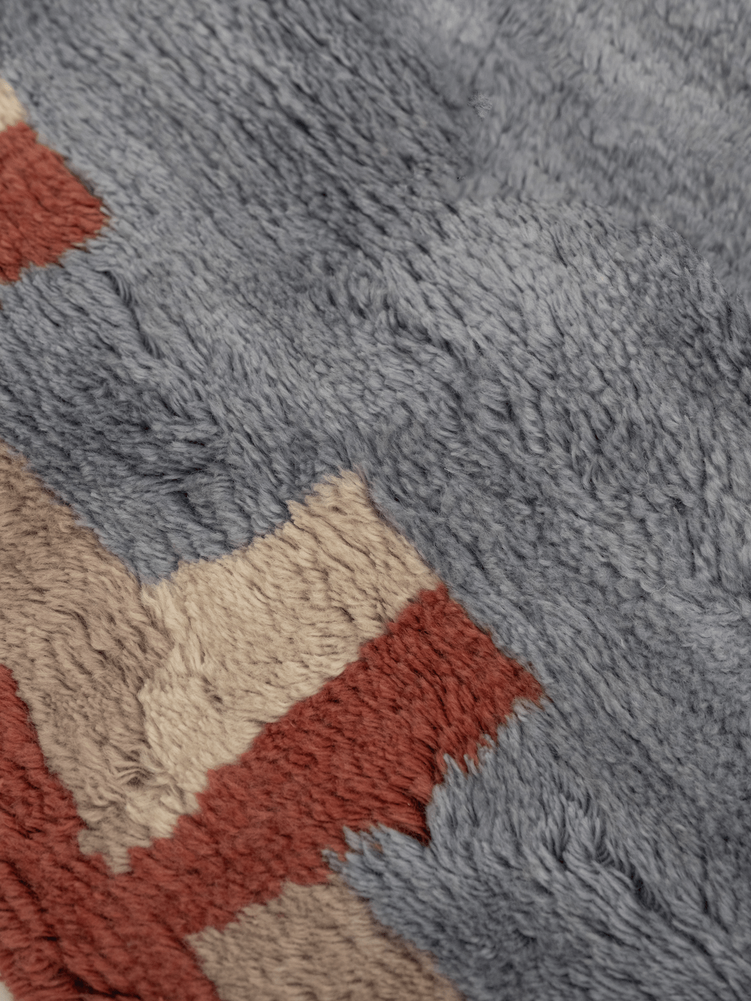 Stillwater Silver Blue Washable Wool Fine Cut Pile Rug