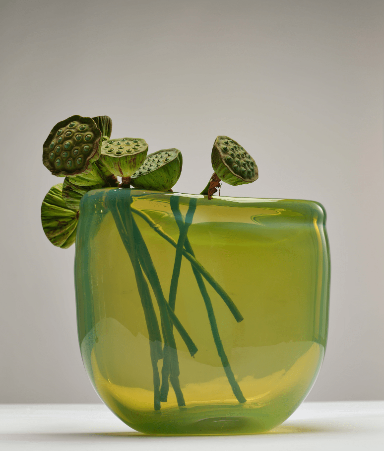 Enigma Vase - Leaf
