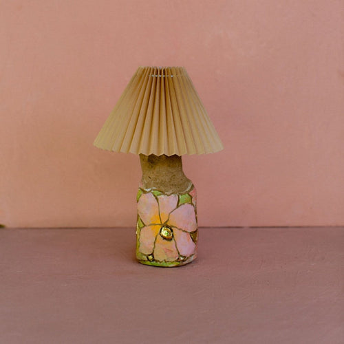 Lamp With Shade (24 X 36 Cm)