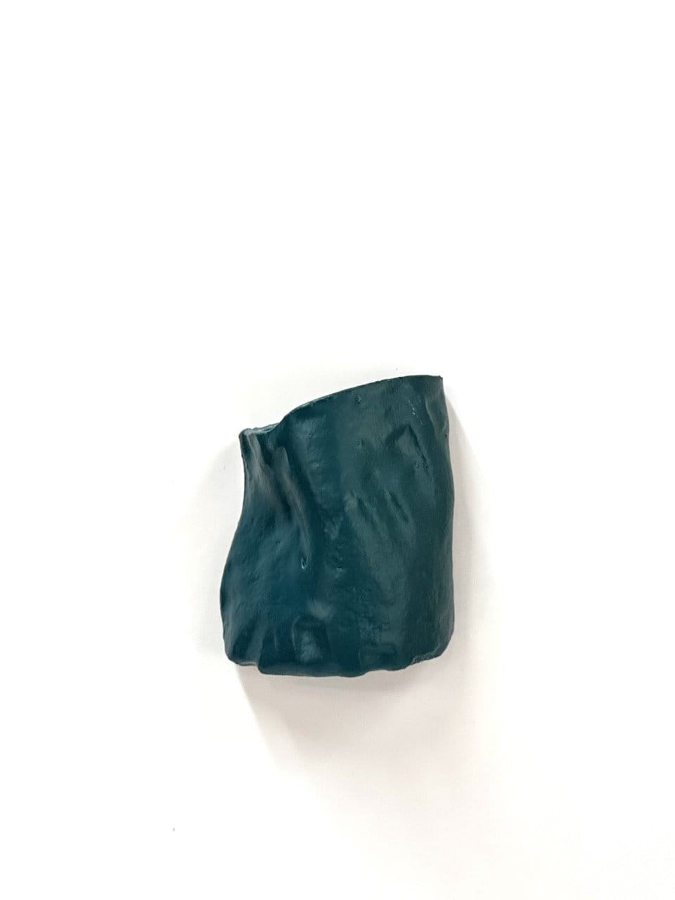 Short Crush Wall Vase 'Matt Oriental'