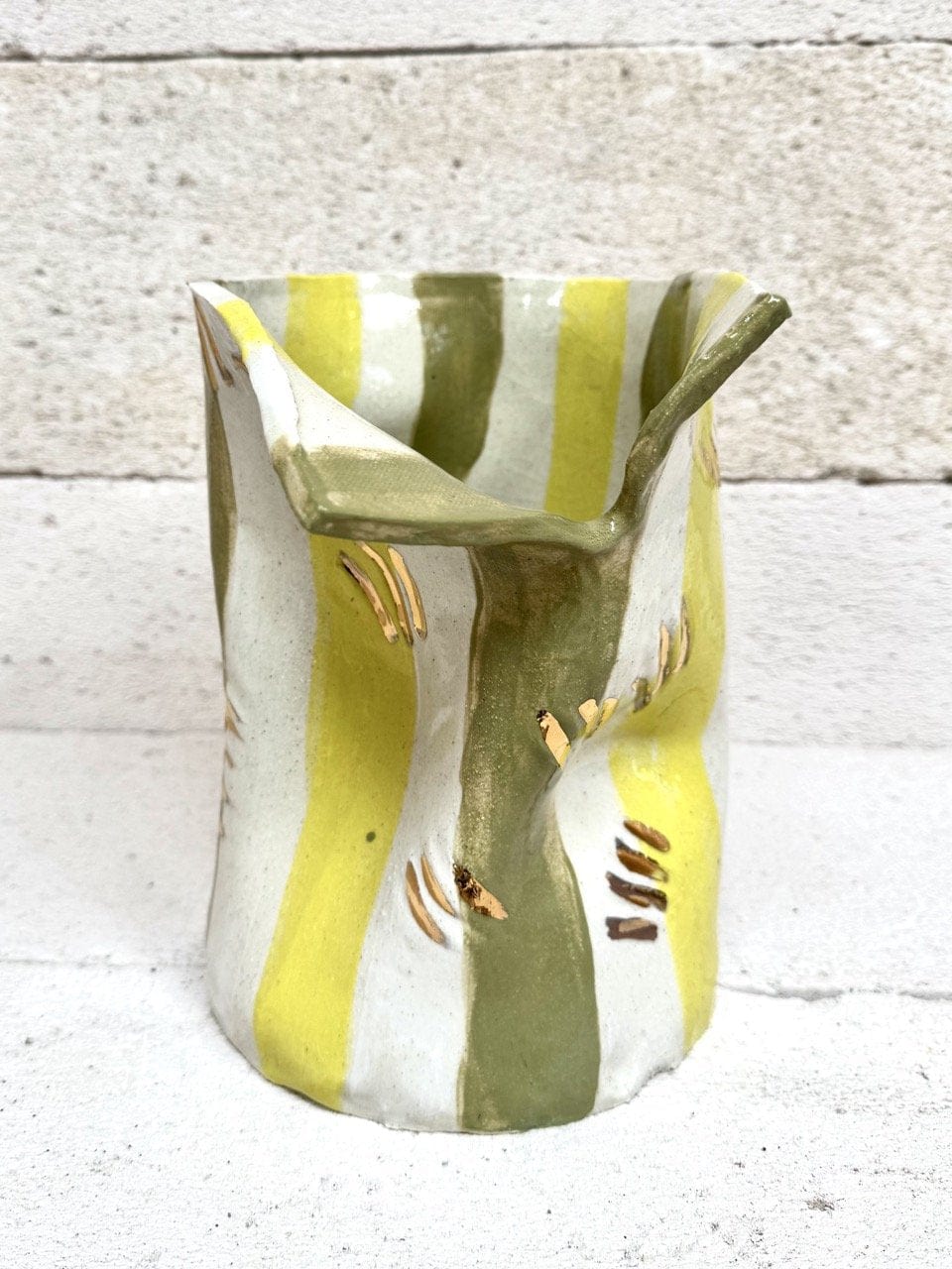 Mid Crush Vase - 'Gold Pistachio Apple Stripe'