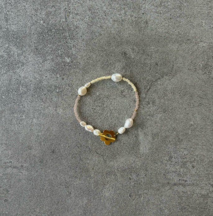 04. Lily And May Bracelet