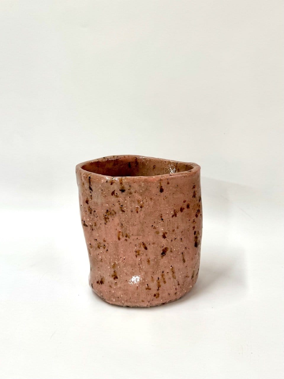 Short Crush Vase 'Pink Mud'