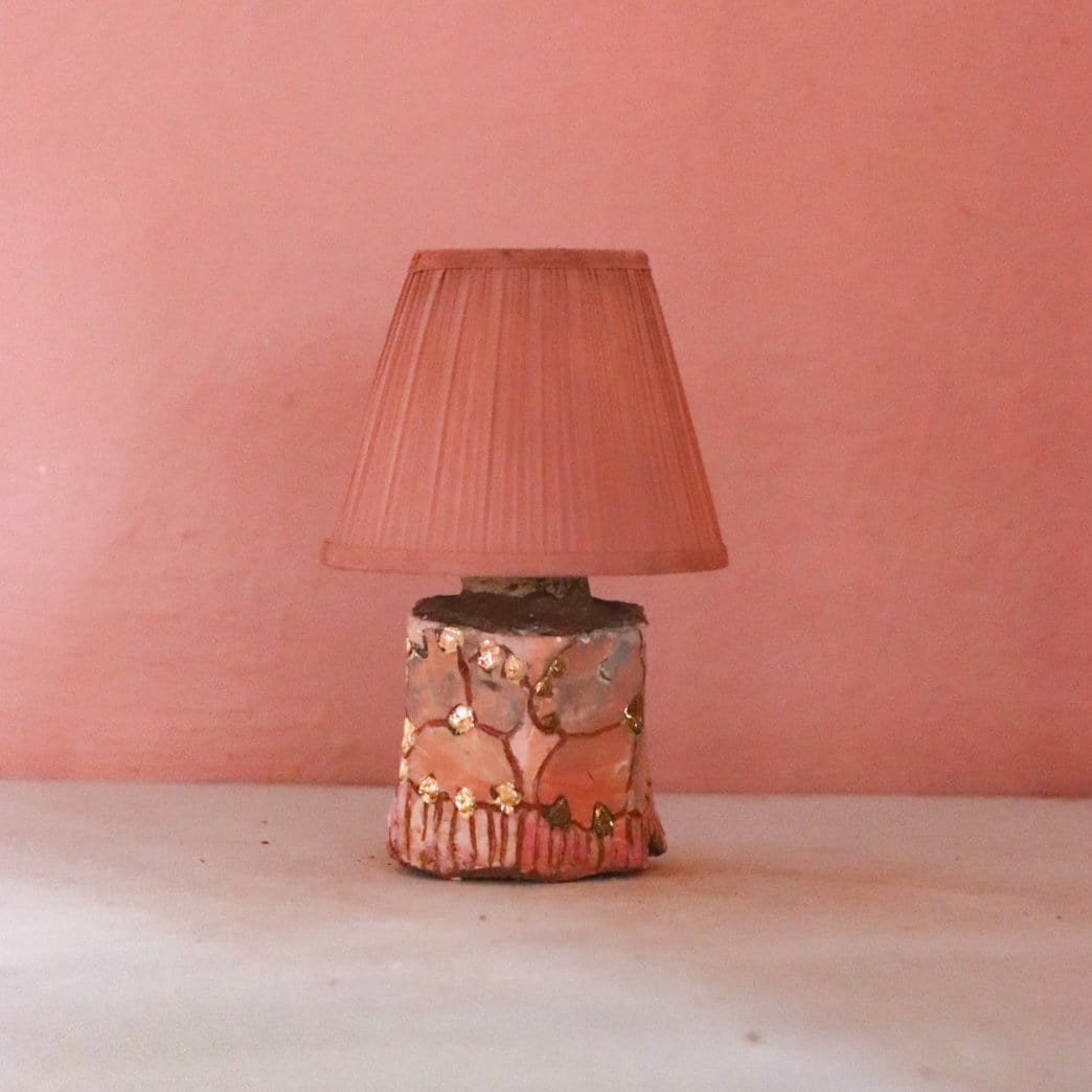 Lamp With Shade (19 x 31 cms)