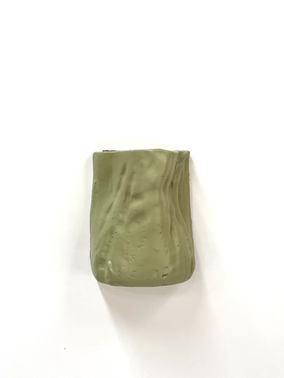 Short Crush Wall Vase 'Matt Grass'