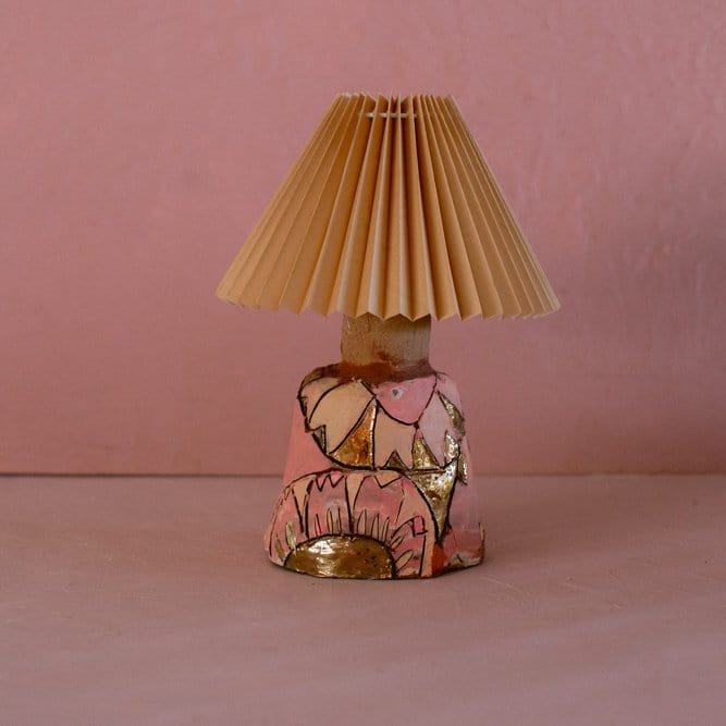 Lamp With Shade (24 X 36 Cm)
