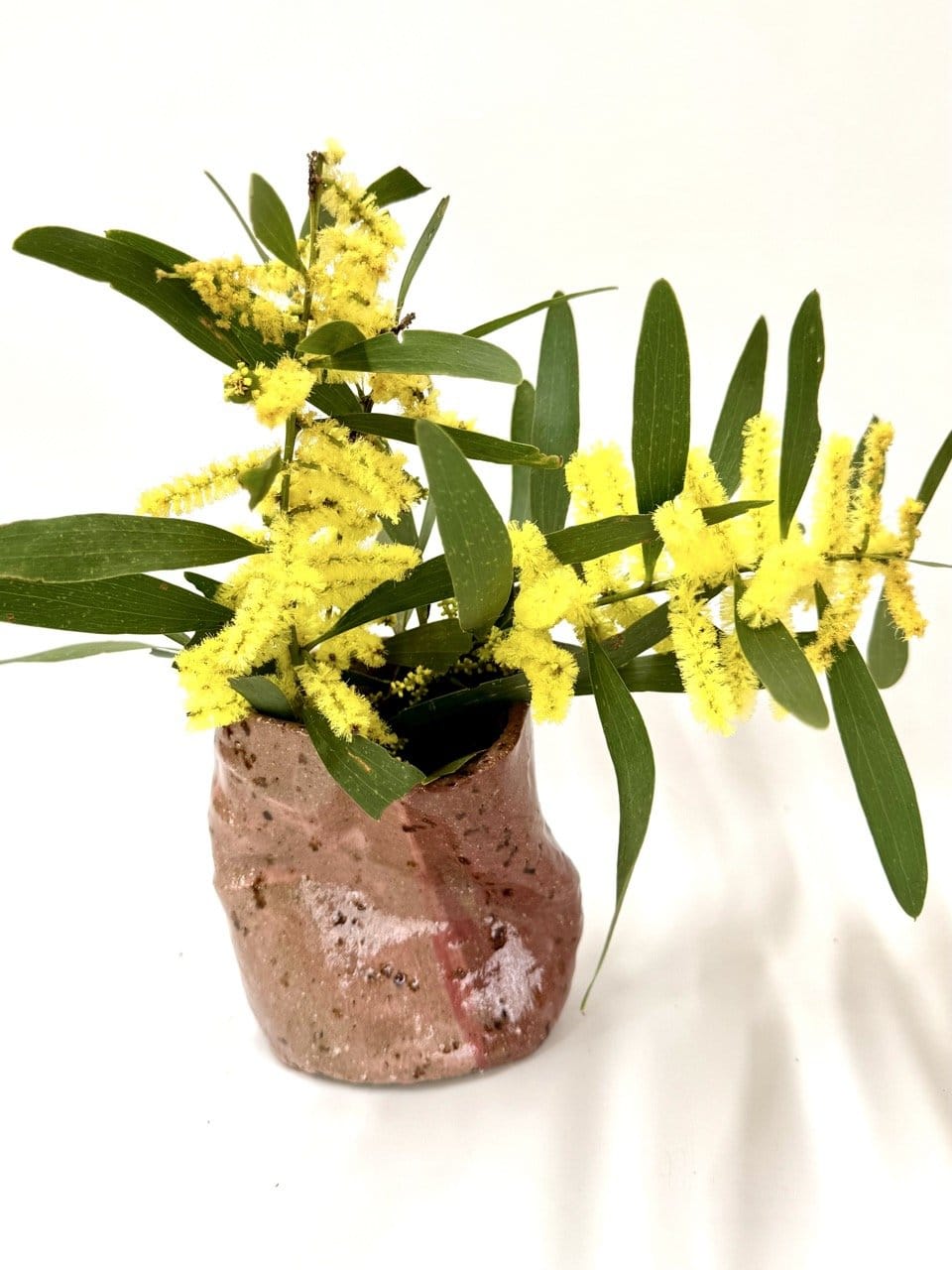 Short Crush Vase 'Mud Pink Wine'