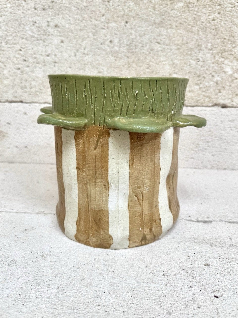 Ice / Flower Bucket - 'Olive Apple'