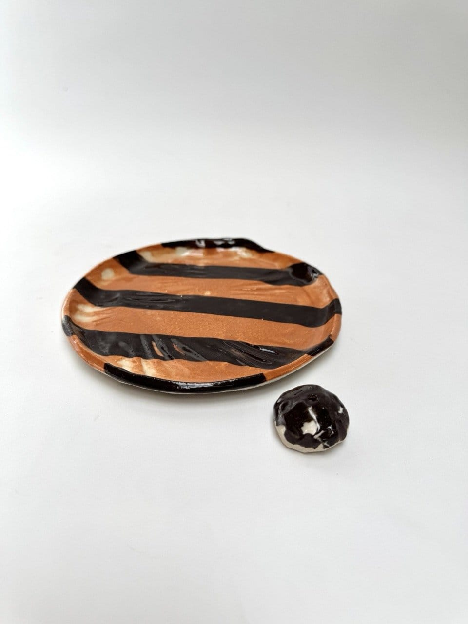 Dish + Incense Rock Choc/ Copper