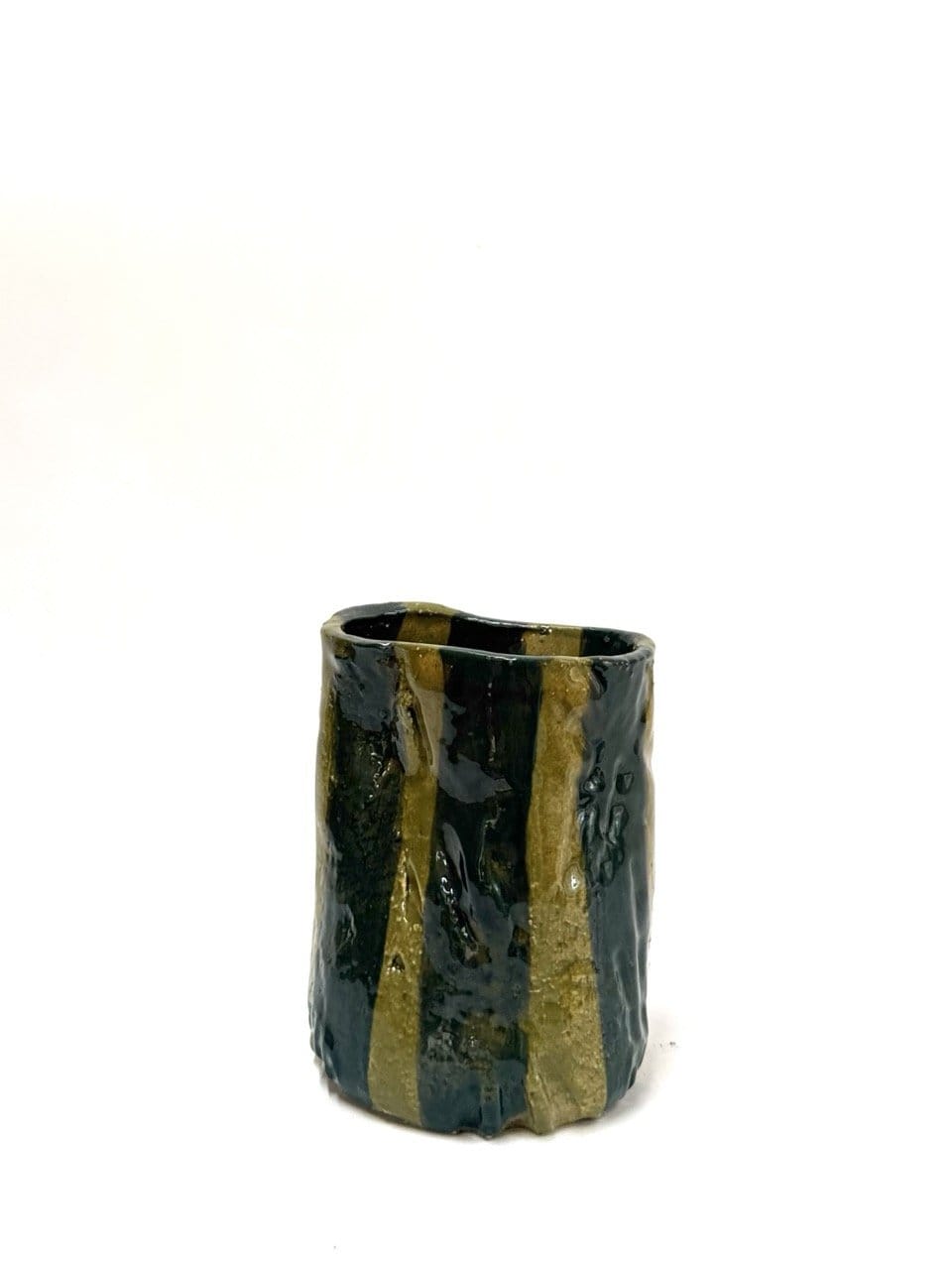 Short Crush Vase 'Oriental Grass Stripe'