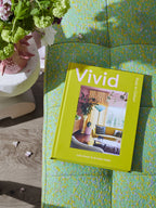 Vivid, Style in Colour by Julia Green & Armelle Habib